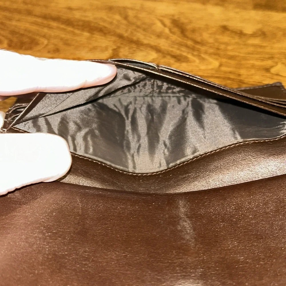 GUCCI wallet GUC brown leather long wallet VINTAGE gold clasp Luxury Find - Picture 9 of 14